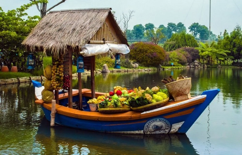 Lembang Floating Market